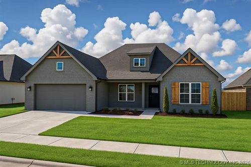 27608 E 109th Street E, Coweta, OK, 74429 | Card Image