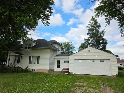405 1st Avenue, Frederika, IA, 50631 | Card Image