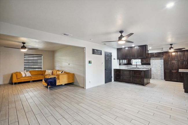 2100 Rockmoor Dr, House other with 3 bedrooms, 2 bathrooms and null parking in Edgecliff Village TX | Image 8