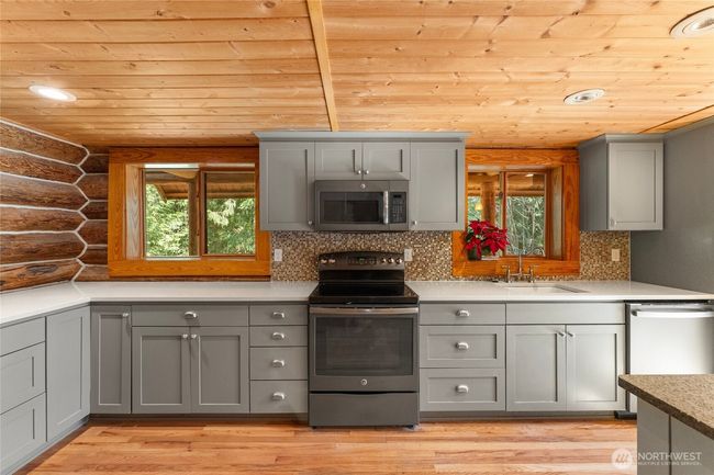 29230 322 Nd Ave Se, House other with 2 bedrooms, 2 bathrooms and 2 parking in Ravensdale WA | Image 8