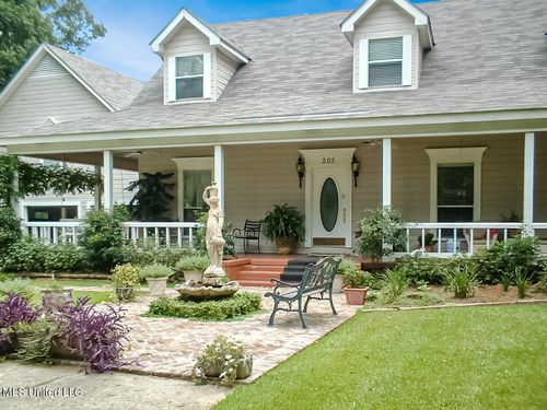 205 David Sherman Rd, Newhebron, MS, 39140-3746 | Card Image