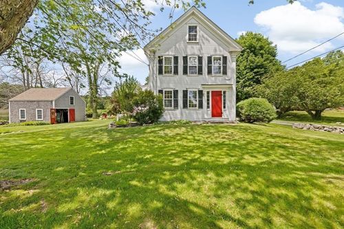 112 Hollett St, Scituate, MA, 02066-2037 | Card Image