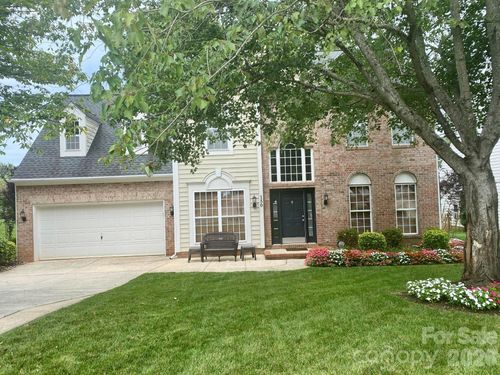 150 Coronilla Rd, Mooresville, NC, 28117-4366 | Card Image