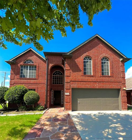 824 Times St, Grand Prairie, TX, 75052-2100 | Card Image