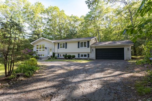 38 Williams Rd, Smithfield, RI, 02917-1407 | Card Image