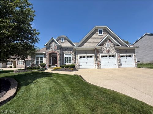 4078 Turnberry Dr, Medina, OH, 44256-4703 | Card Image