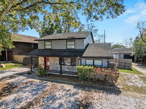 2206 Howard Ln, TAMPA, FL, 33612-3915 | Card Image