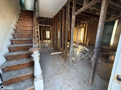 902 N 9th St, Burlington, IA, 52601-4935 | Card Image