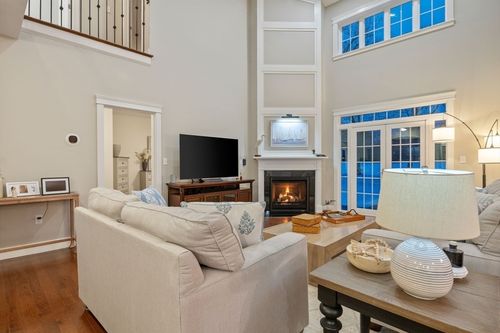 50-23 Starboard Dr, Buzzards Bay, MA, 02532-3670 | Card Image