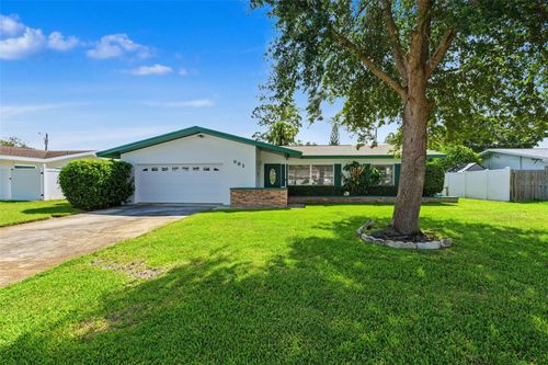 981 Stephen Foster Dr, LARGO, FL, 33771-1305 | Card Image