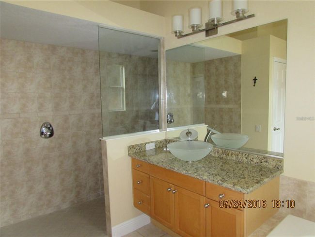 7457 Palmer Glen Cir, House other with 3 bedrooms, 3 bathrooms and null parking in SARASOTA FL | Image 17