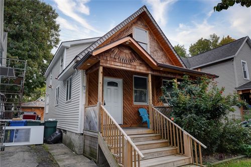 413 Caroline St, Rochester, NY, 14620-2072 | Card Image