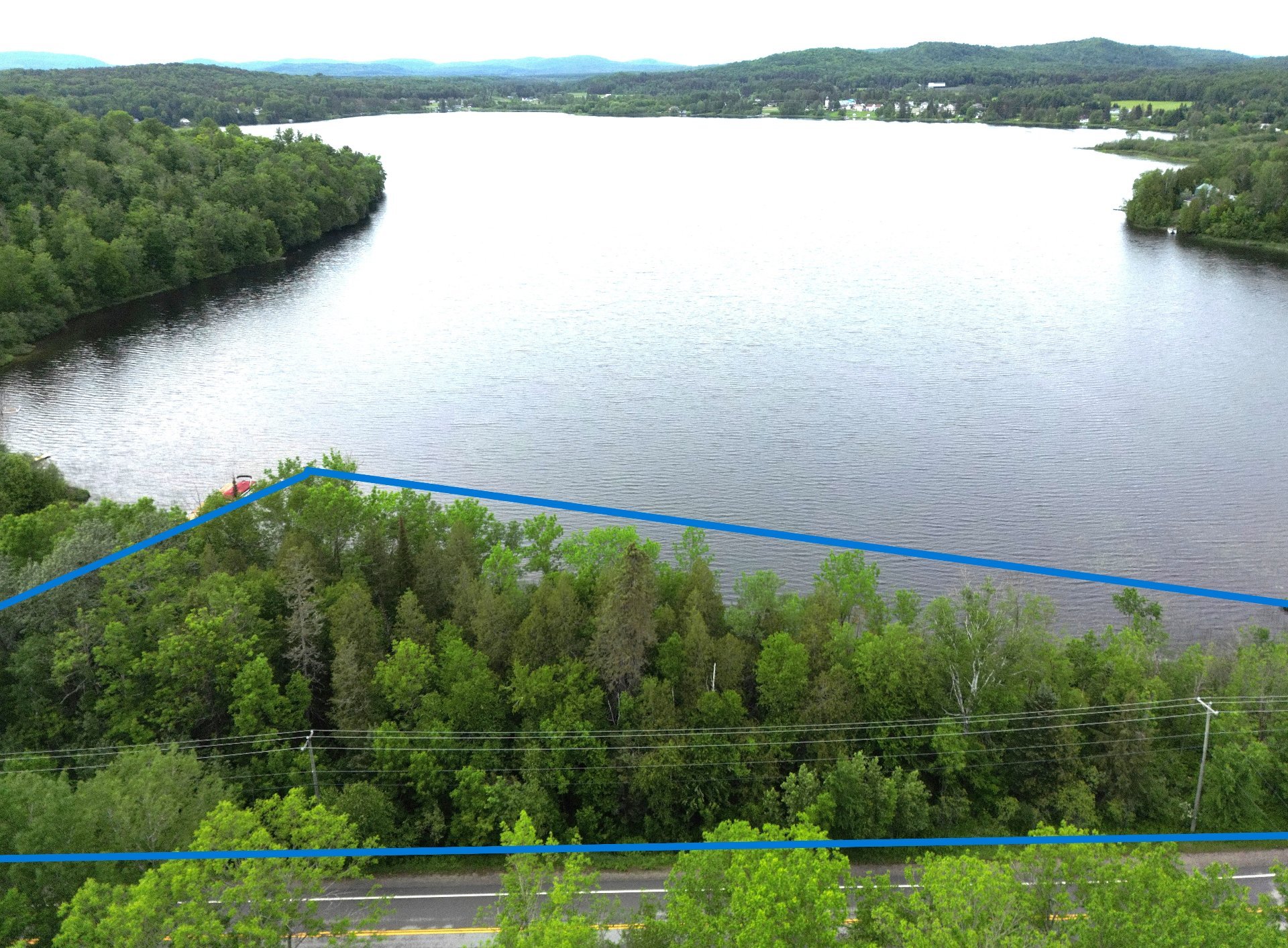 Land in Lac-Saint-Paul 4