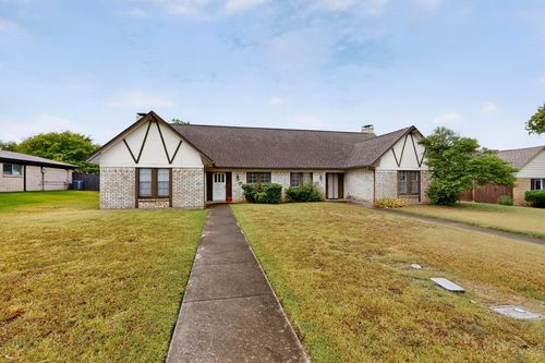 309 N Saint Johns Dr, Richardson, TX, 75081-3812 | Card Image