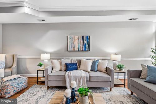 2 W Clement St, BALTIMORE, MD, 21230-4241 | Card Image