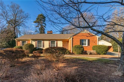 531 Hillwood Ct, Greensboro, NC, 27410-5613 | Card Image