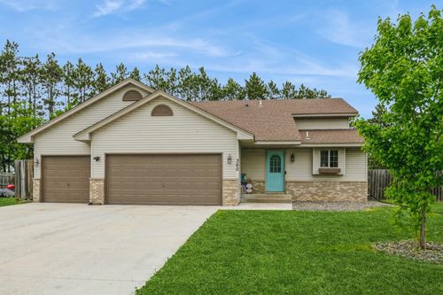 360 12th St Ne, Milaca, MN, 56353-4547 | Card Image