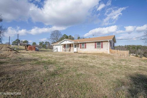 1420 West Ln, Lenoir City, TN, 37771-8173 | Card Image