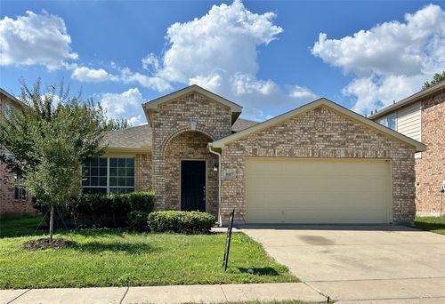 10457 Winding Passage Way, Fort Worth, TX, 76131-3987 | Card Image