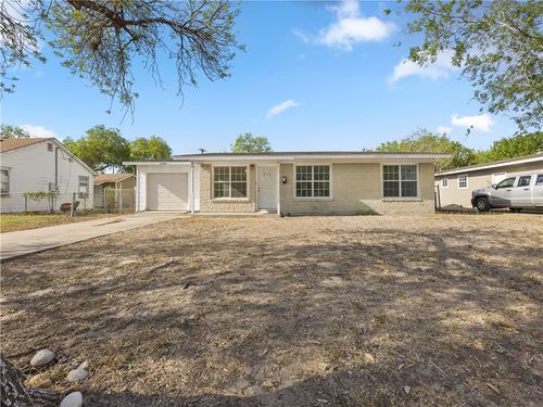 306 Alexander Ave, Kingsville, TX, 78363-6722 | Card Image