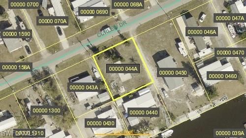 4915 Curlew Dr, SAINT JAMES CITY, FL, 33956-2826 | Card Image