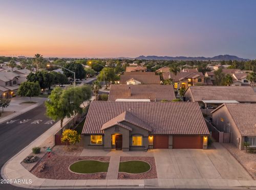 9555 E Juanita Ave, Mesa, AZ, 85209-4685 | Card Image