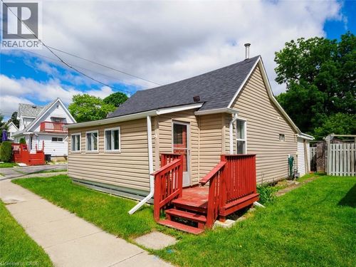 9 Marshall Lane, Simcoe, ON, N3Y1Z2 | Card Image
