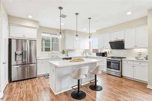701 Westhaven Ct, Tustin, CA, 92780-7767 | Card Image