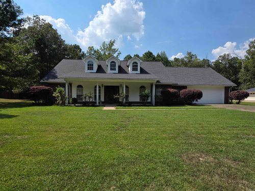 1506 Oakwood Cir, White Hall, AR, 71602-9675 | Card Image