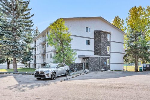 407d-5601 Dalton Drive Nw, Calgary, AB, T3A2E2 | Card Image
