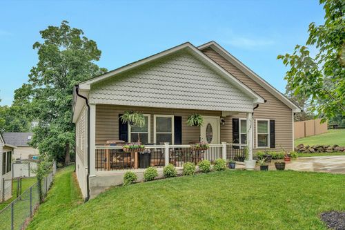 1718 Dundee Ave Se, Roanoke, VA, 24014-3731 | Card Image