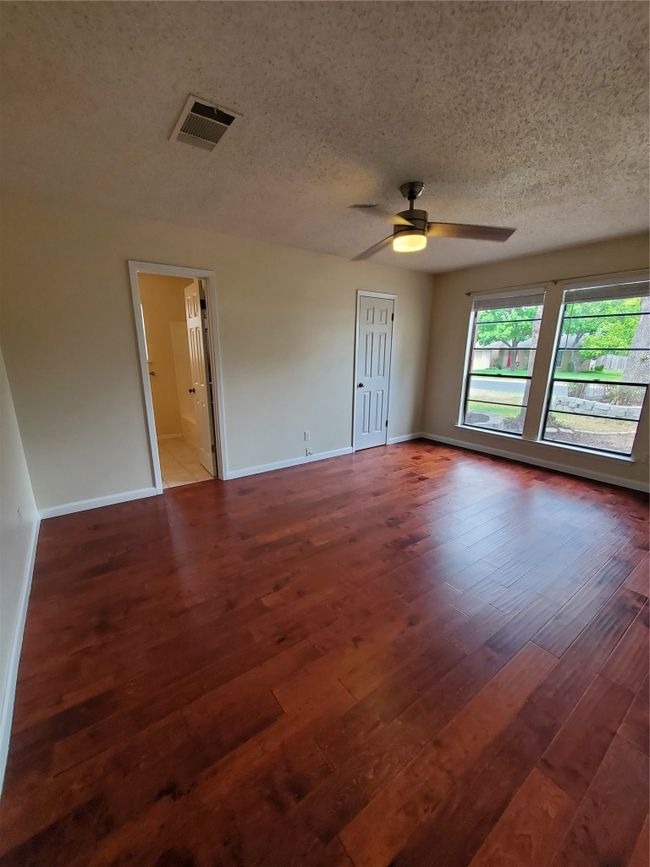 1205 Doonesbury Dr, House other with 3 bedrooms, 2 bathrooms and 4 parking in Austin TX | Image 9