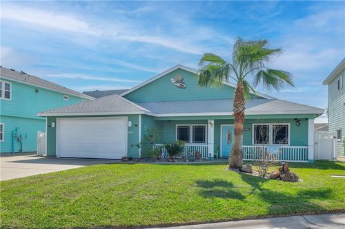 688 Morgan Cir, Port Aransas, TX, 78373-6152 | Card Image