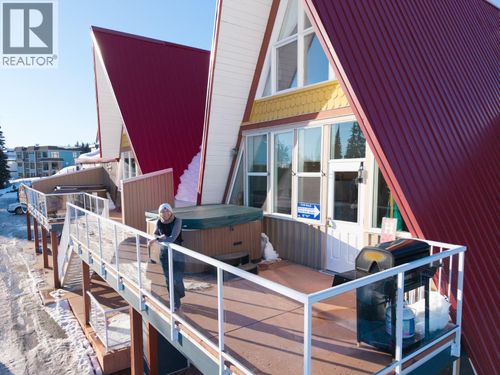 3-9885 Pinnacles Rd, Silver Star, BC, V1B0S2 | Card Image