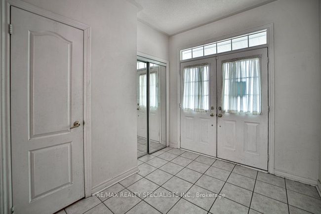 17 Pathmaster Rd, House other with 6 bedrooms, 4 bathrooms and 2 parking in Brampton ON | Image 9