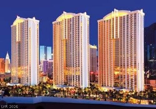 2918-125 E Harmon Ave, Las Vegas, NV, 89109-4501 | Card Image