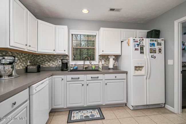 186 Lenoir Dr, House other with 4 bedrooms, 3 bathrooms and 2 parking in Spring Lake NC | Image 10