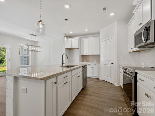 272 Alluvium Ln, Waxhaw, NC, 28173-7558 | Card Image