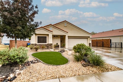 2422 S 675 W, Hurricane, UT, 84737-2320 | Card Image