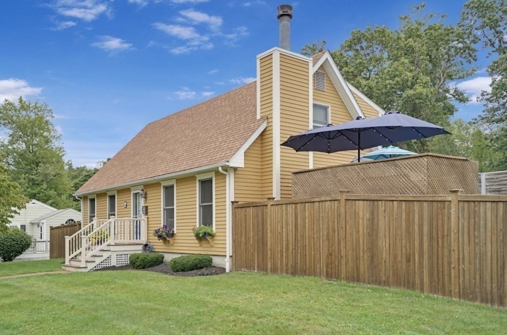 Park Ave, Abington, MA 02351