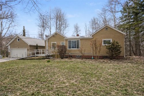 154 May Ave, Northfield, OH, 44067-1535 | Card Image