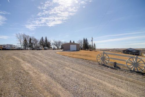 607 Edward Street, Monarch, AB, T0L1M0 | Card Image