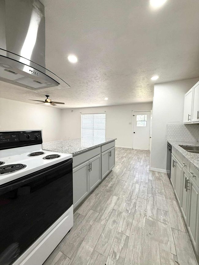 545 Oldbridge Dr, House other with 4 bedrooms, 2 bathrooms and null parking in Allen TX | Image 5