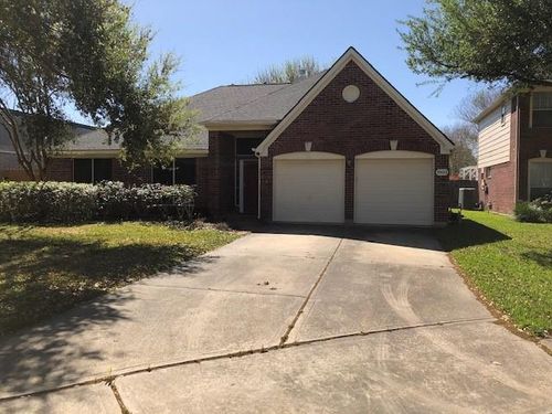 15403 Park Glen Dr, Sugar Land, TX, 77498-7019 | Card Image