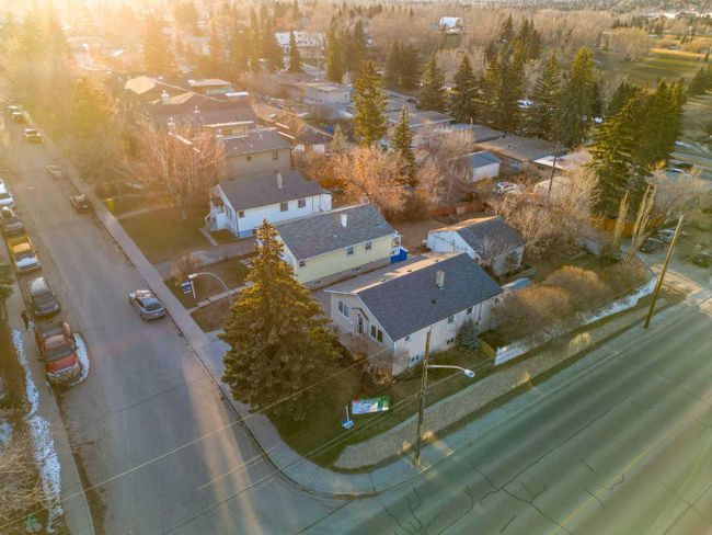1504 23 Avenue Nw, Home with 2 bedrooms, 2 bathrooms and 5 parking in Calgary AB | Image 1