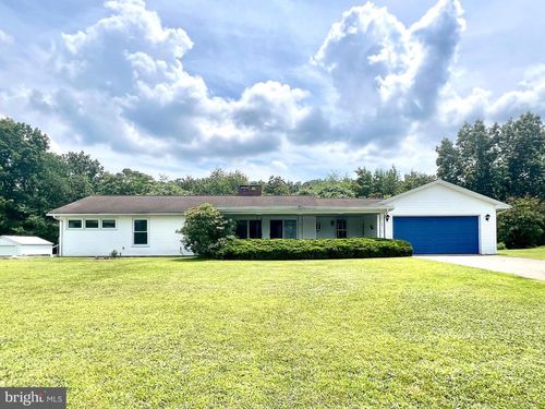 256 Pine Crest Dr, Mc Clure, PA, 17841-8061 | Card Image