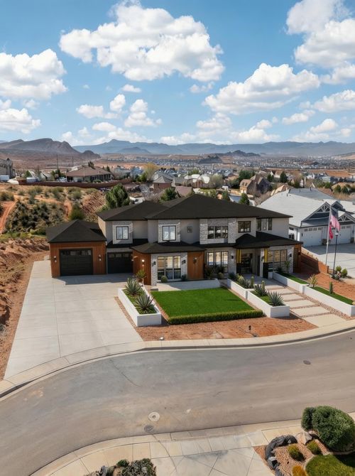 34-1290 E Royal Sunset Rd, Washington, UT, 84780-3062 | Card Image