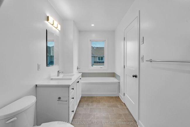 1405 Summer St, House attached with 3 bedrooms, 2 bathrooms and 1 parking in Kingston ON | Image 24