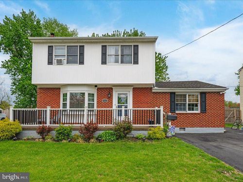 744 W 11th St, Historic New Castle, DE, 19720-4948 | Card Image