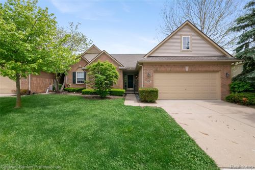 8178 Springdale Dr, White Lake, MI, 48386-4544 | Card Image